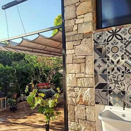 Big Oasis House With Garden,near Colosseum Apartment