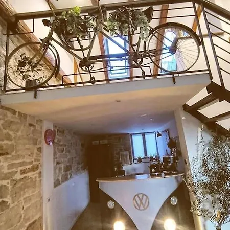 Big Oasis House With Garden,near Colosseum Apartment Pula