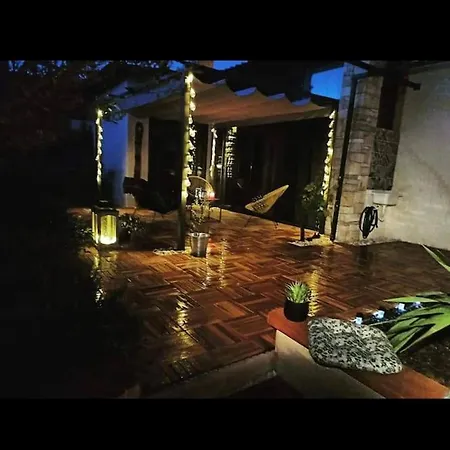 Big Oasis House With Garden,near Colosseum